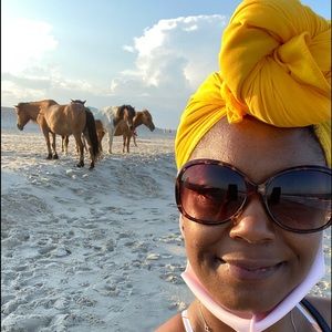 Meet your Posher, Cortney